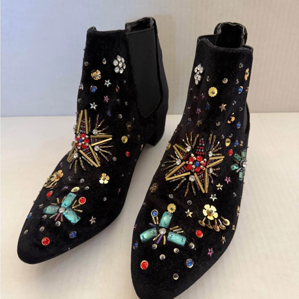 Betsey Johnson Boho Chic Embellished Black Ankle Boots Sz 6.5